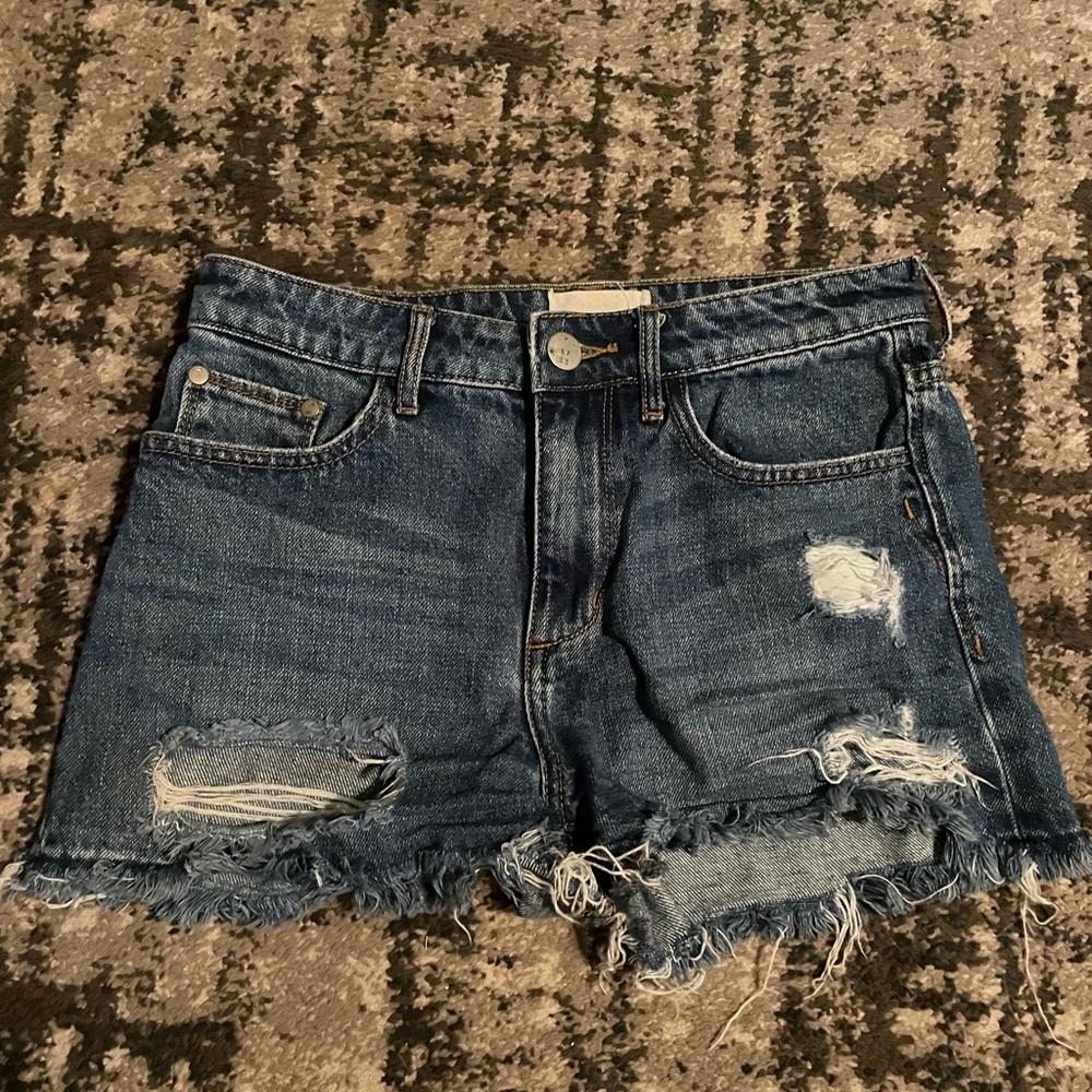 Women’s shorts size 25